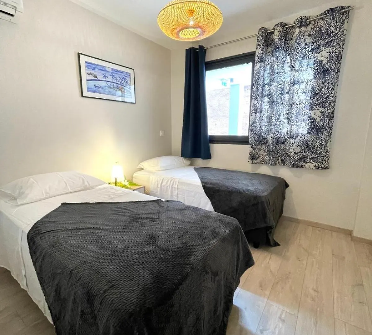 Tetavake Sunset Stunning 2 Bedroom Condo With Moorea View Pool And Wifi Punaauia  Punaauia (Tahiti)